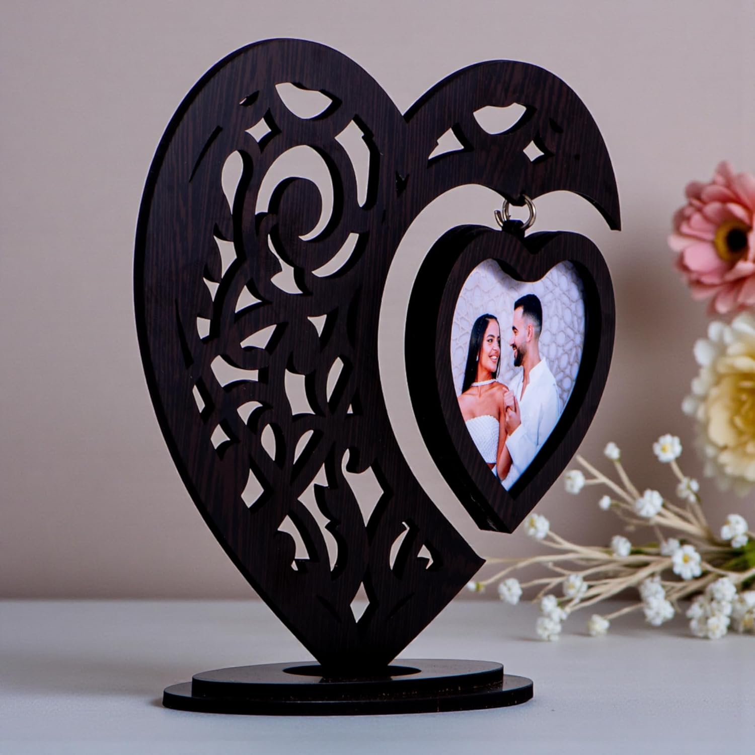 RAMKUDI JHAMKUDI™ Personalized Heart Wooden Photo Frame Showpiece with Hanging Photo | Laser Cut Design | Valentine, Anniversary & Wedding Gift for Couples
